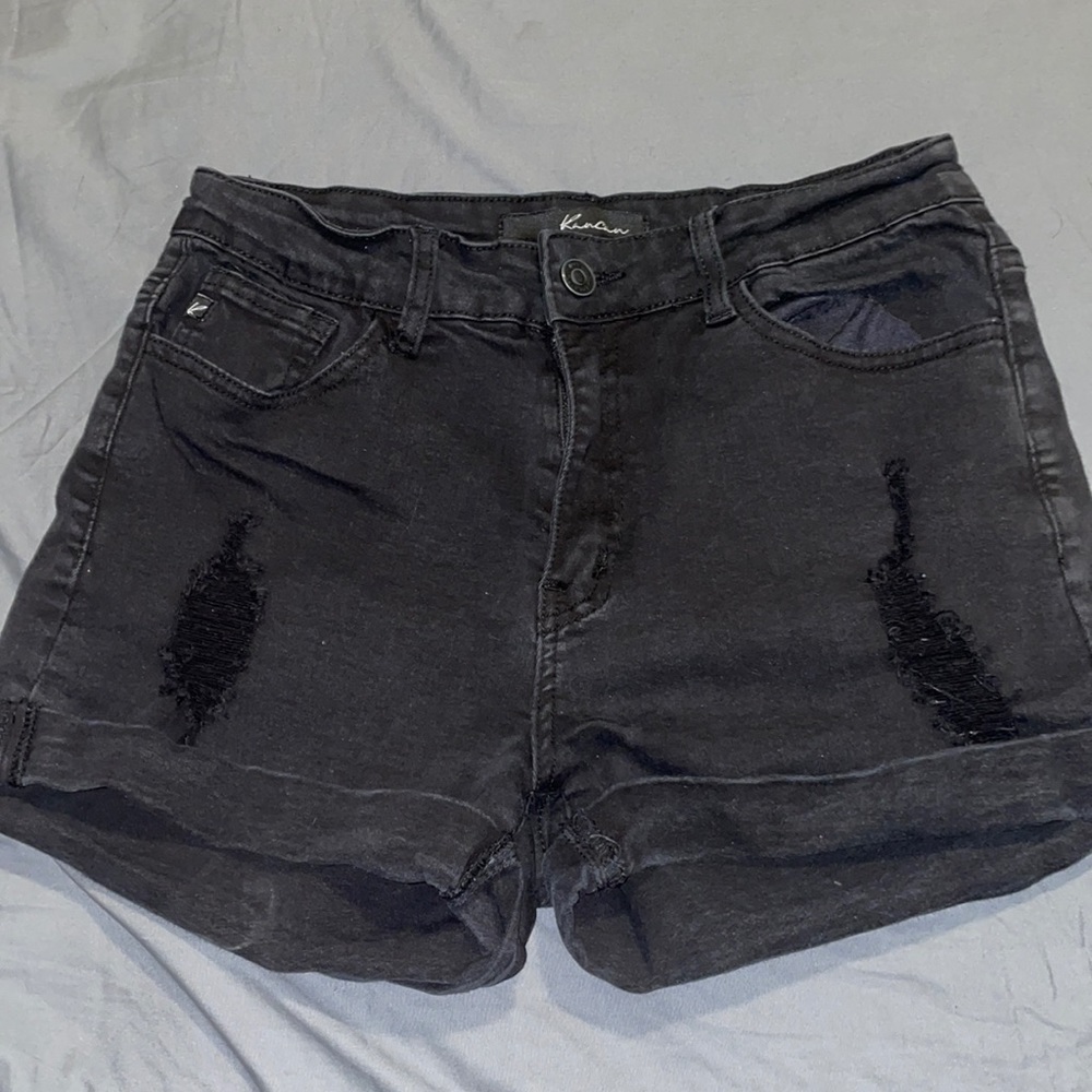 Kancan black cuffed shorts size 27